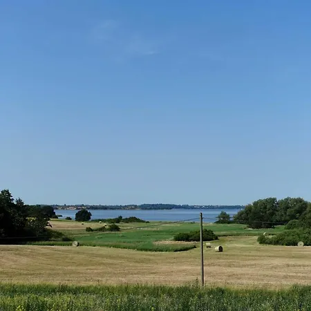 Δωμάτια σε οικογενειακή κατοικία Mit Terrasse Gustow (Vorpommern-Rugen)
