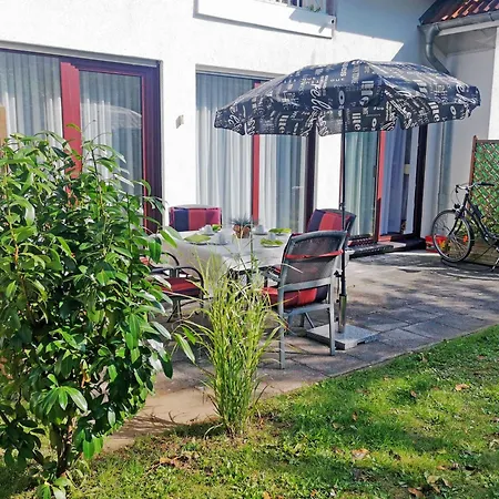 Δωμάτια σε οικογενειακή κατοικία Mit Terrasse