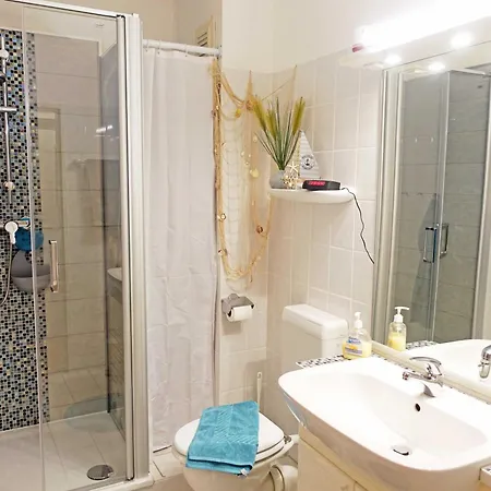 Δωμάτια σε οικογενειακή κατοικία Mit Terrasse